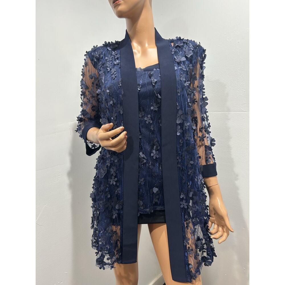 Formal Top size 16 Navy Curved Flowers From R m richards